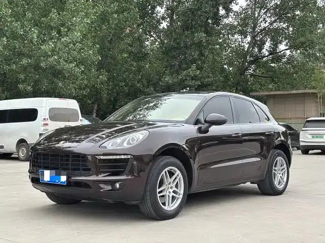 2014 Macan 2.0T