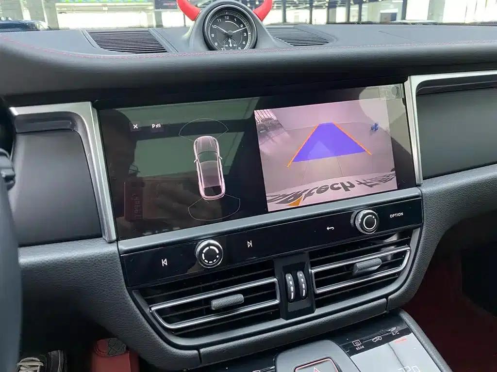 2023 Macan 2.0T — миниатюра 8