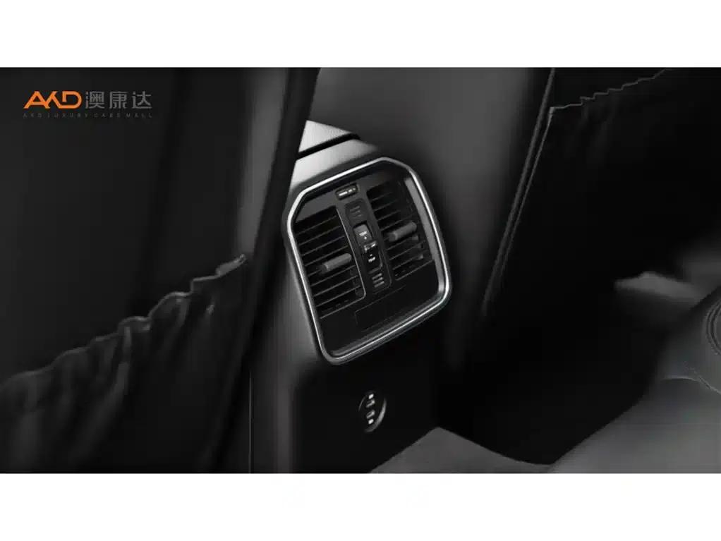 2023 Macan 2.0T — миниатюра 9