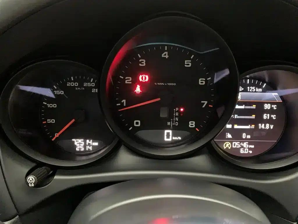 2020 Macan 2.0T — миниатюра 22