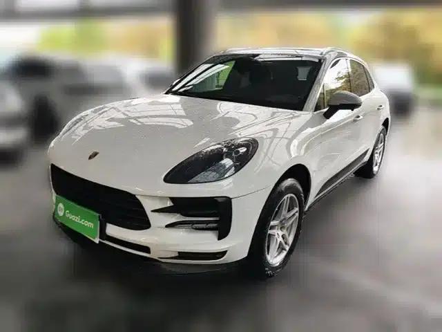 2018 Macan 2.0T