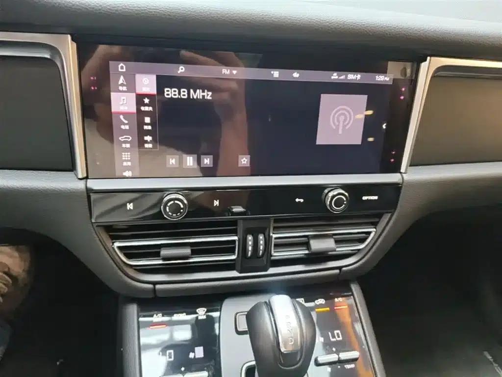 2022 Macan 2.0T — миниатюра 20