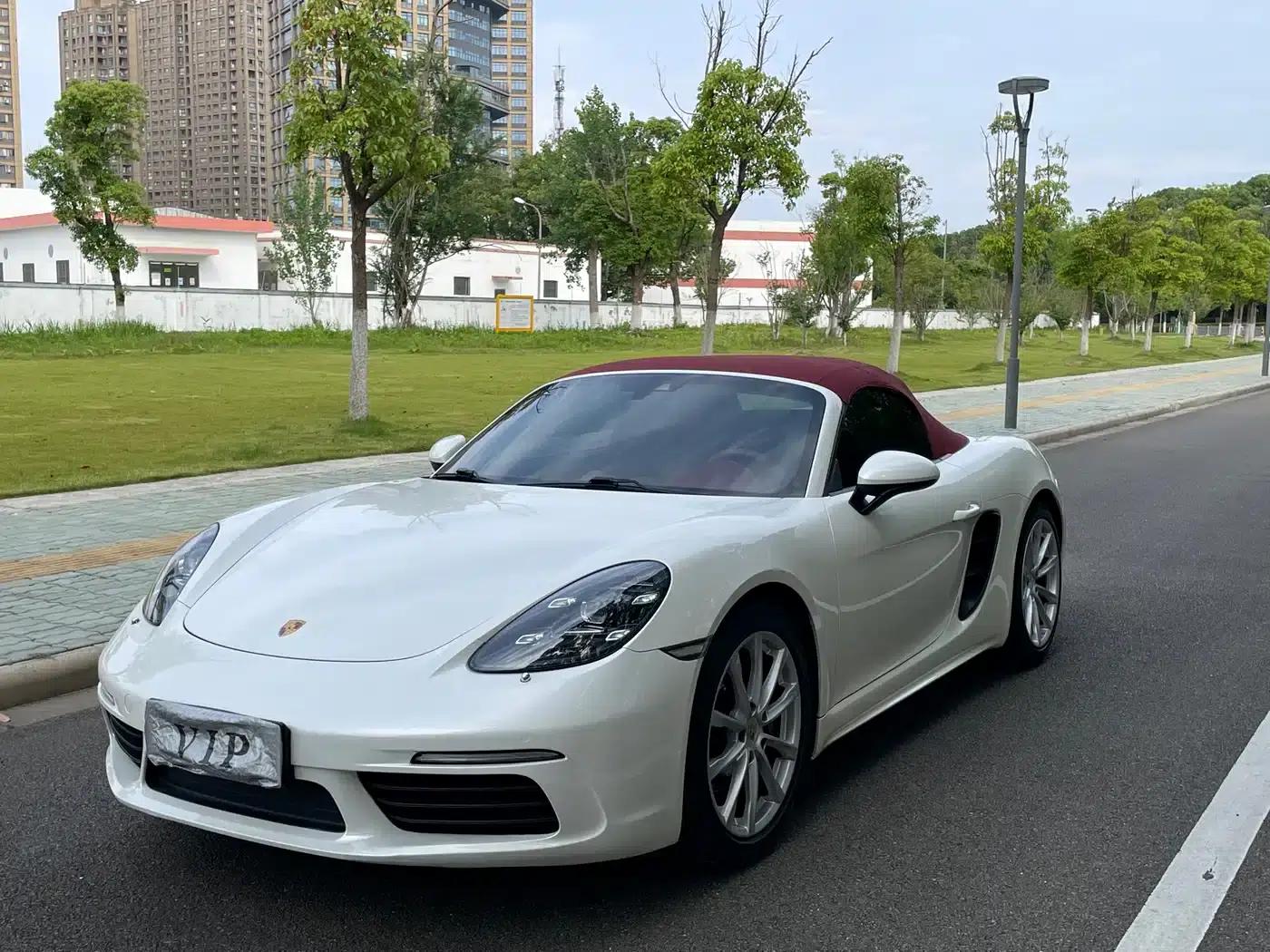 2018 Porsche 718 Boxster 2.0T — миниатюра 2