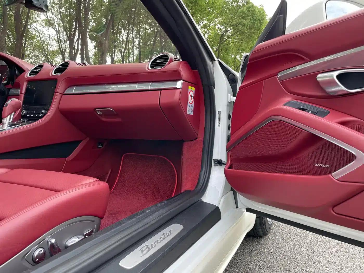 2018 Porsche 718 Boxster 2.0T — миниатюра 13