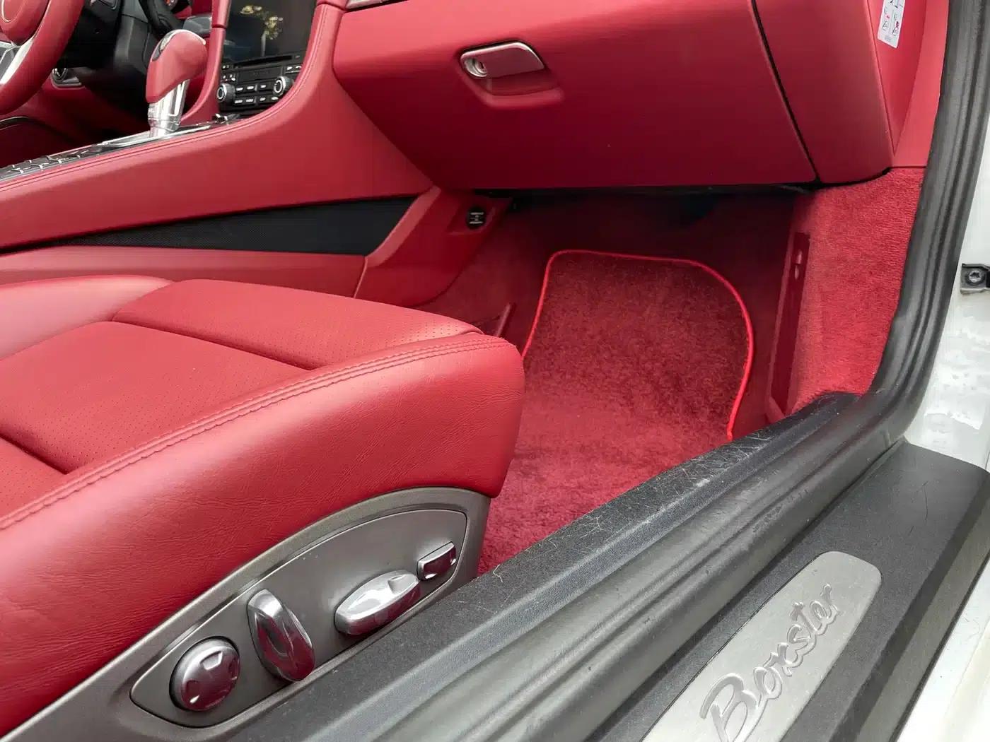 2018 Porsche 718 Boxster 2.0T — миниатюра 14