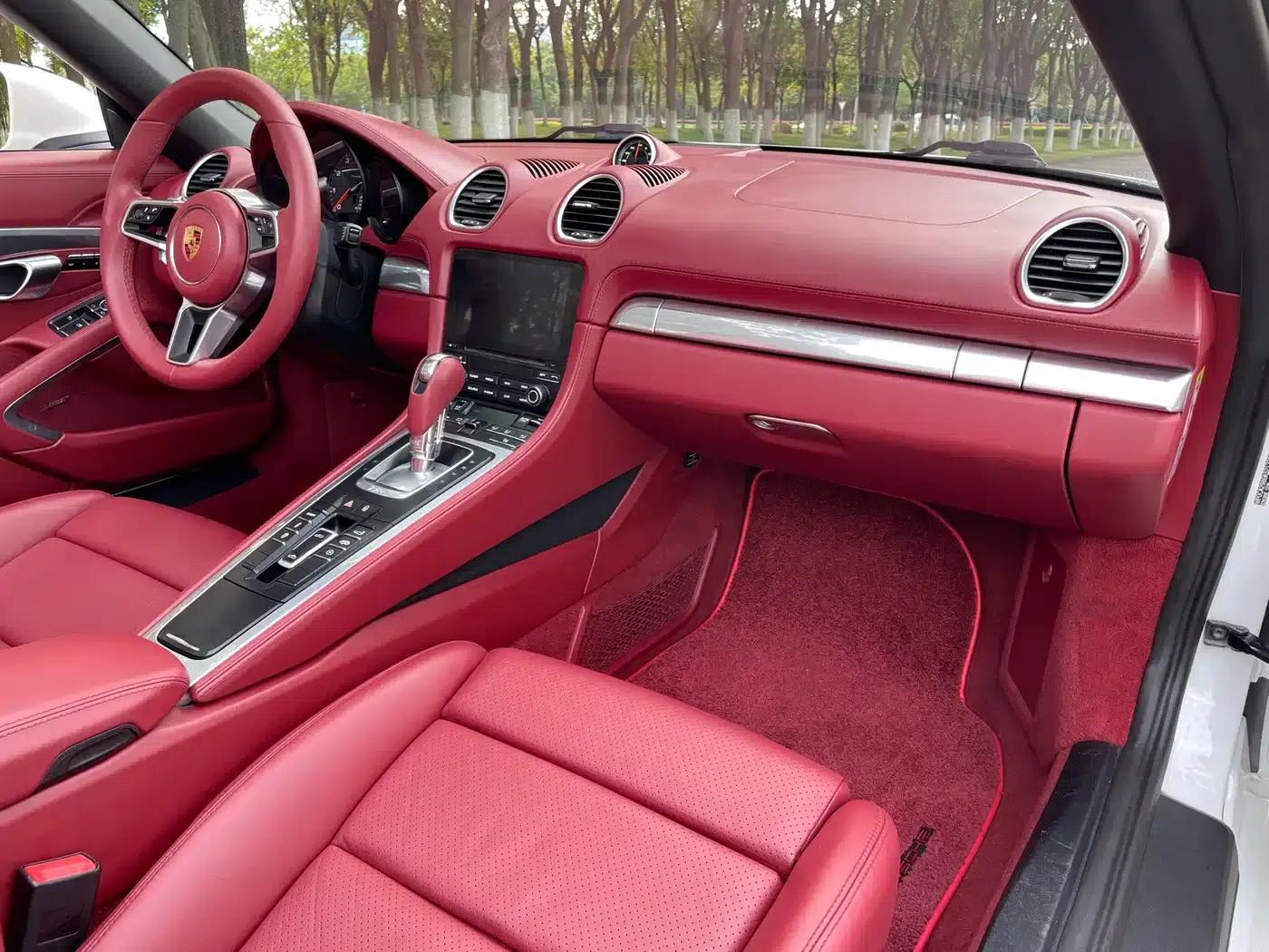 2018 Porsche 718 Boxster 2.0T — миниатюра 15