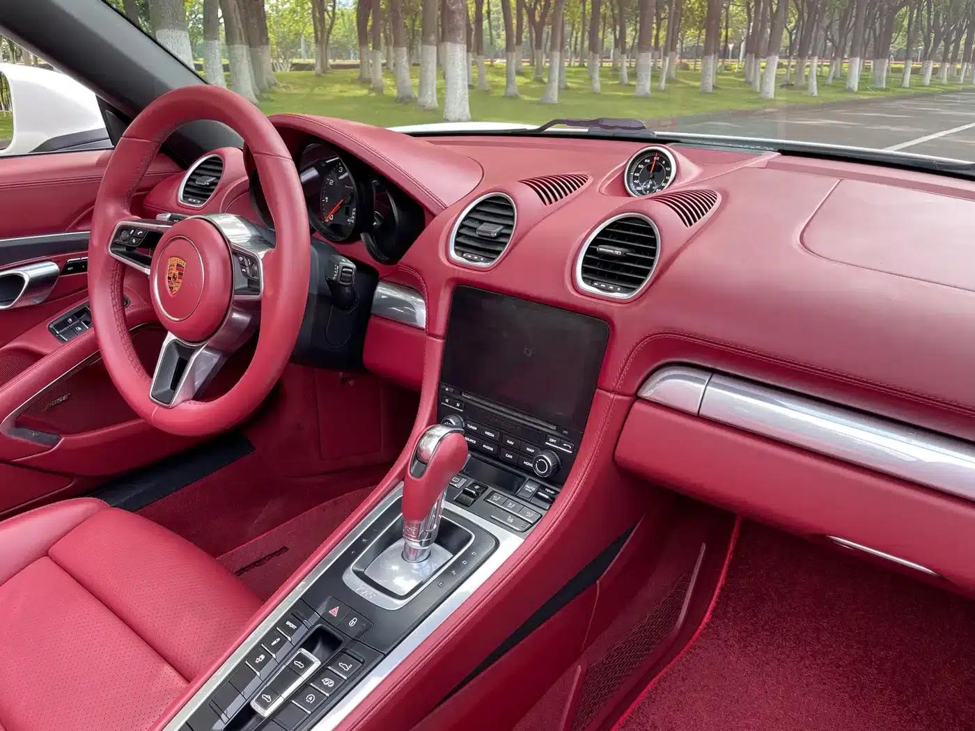 2018 Porsche 718 Boxster 2.0T — миниатюра 19