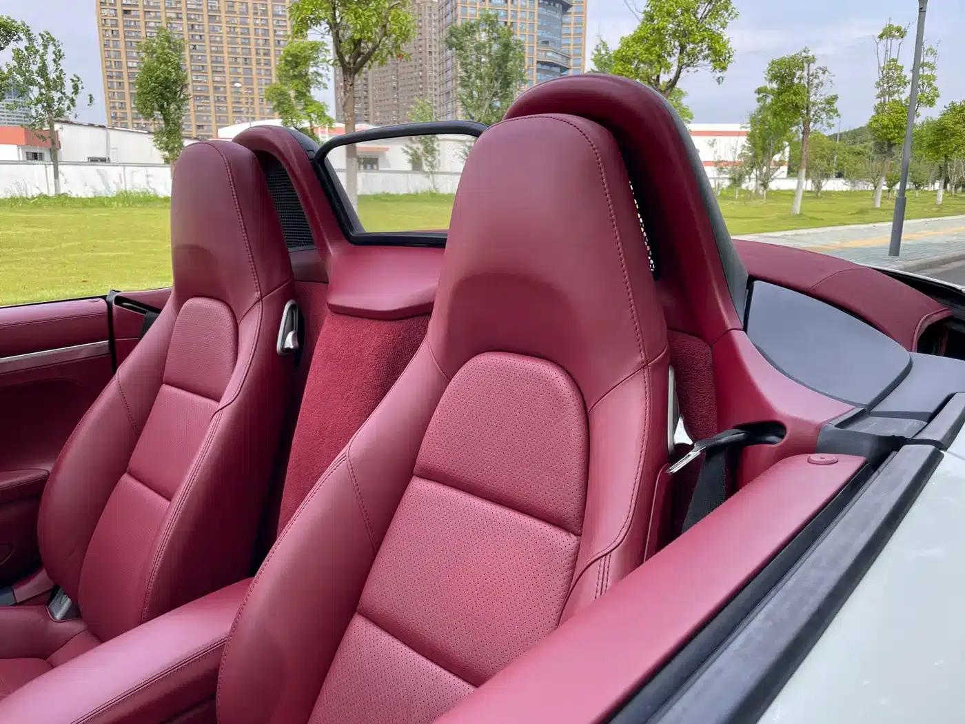 2018 Porsche 718 Boxster 2.0T — миниатюра 25