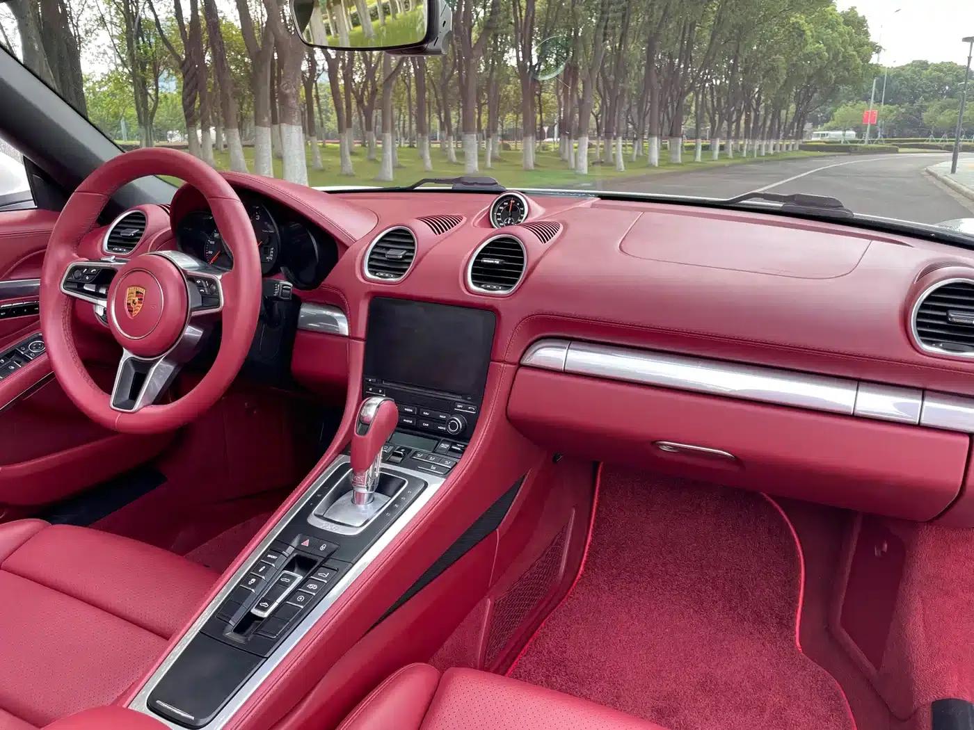 2018 Porsche 718 Boxster 2.0T — миниатюра 26