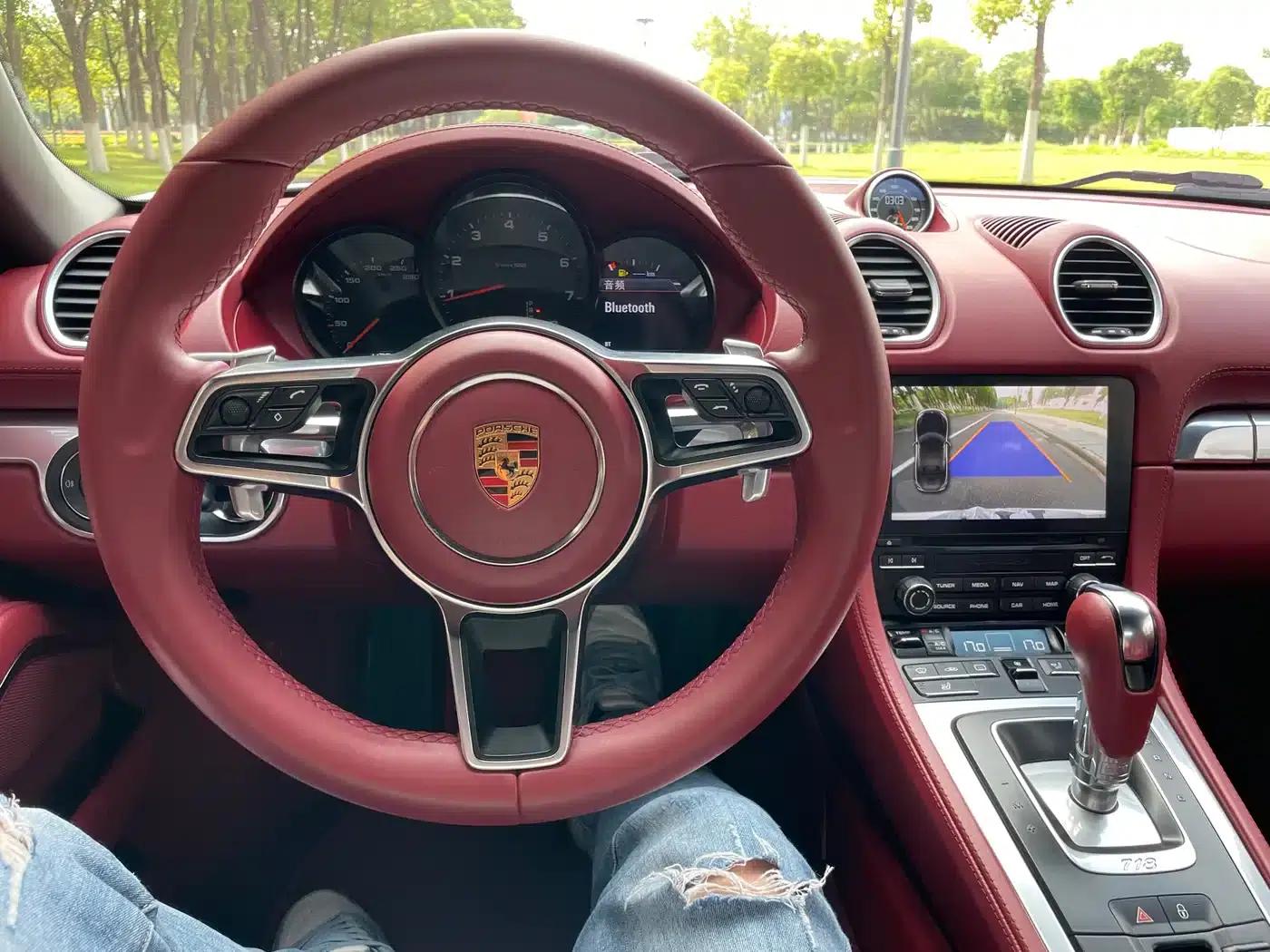 2018 Porsche 718 Boxster 2.0T — миниатюра 28