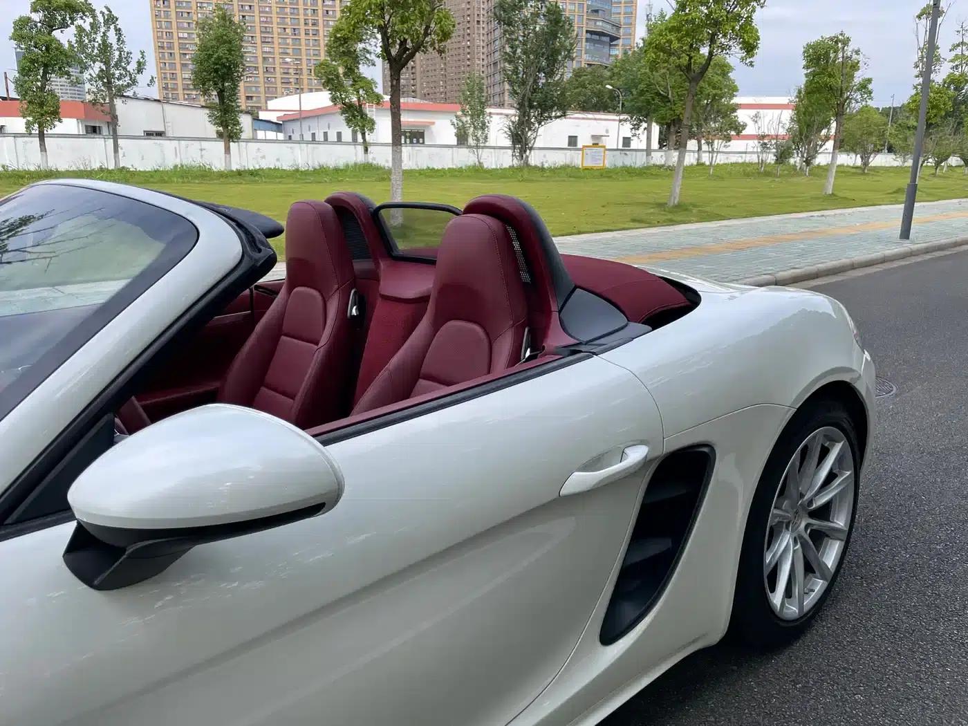 2018 Porsche 718 Boxster 2.0T — миниатюра 30