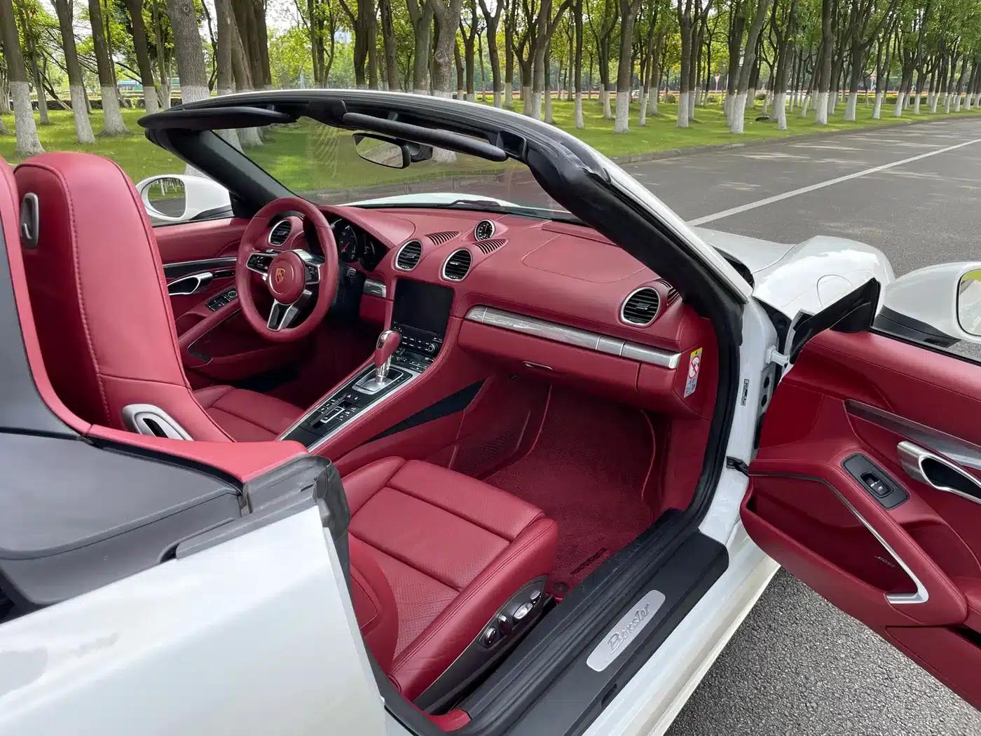 2018 Porsche 718 Boxster 2.0T — миниатюра 9