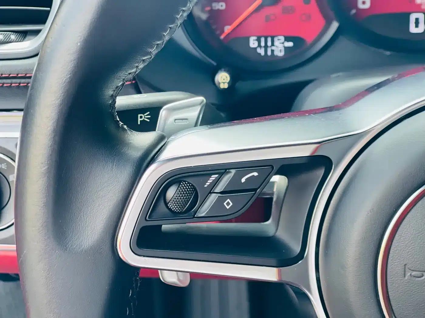 Porsche 718 2019 Cayman T 2.0T — миниатюра 17