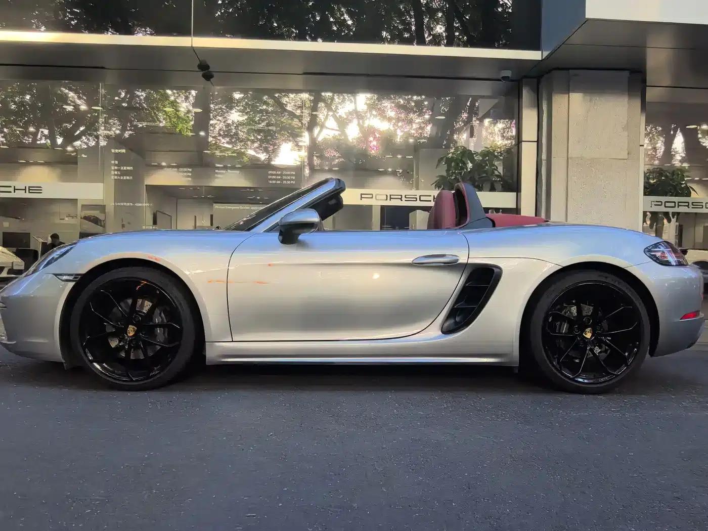 2023 Porsche 718 Boxster Style Edition 2.0T — миниатюра 3