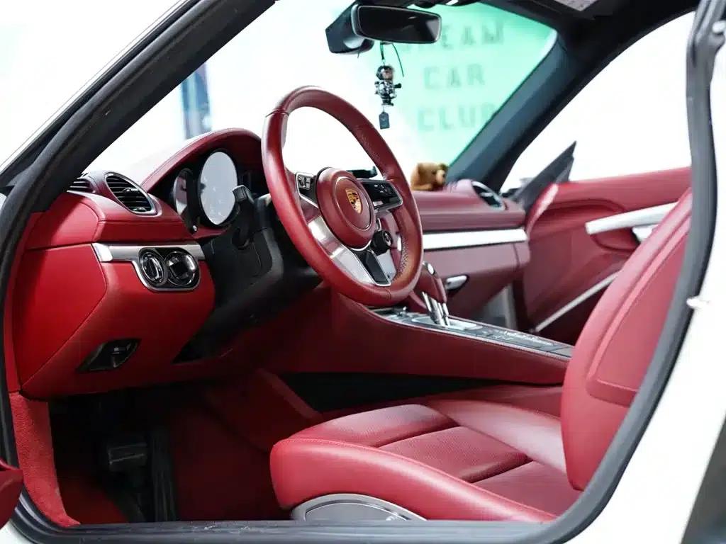 Porsche 718 Cayman 2020 2.0T — миниатюра 24