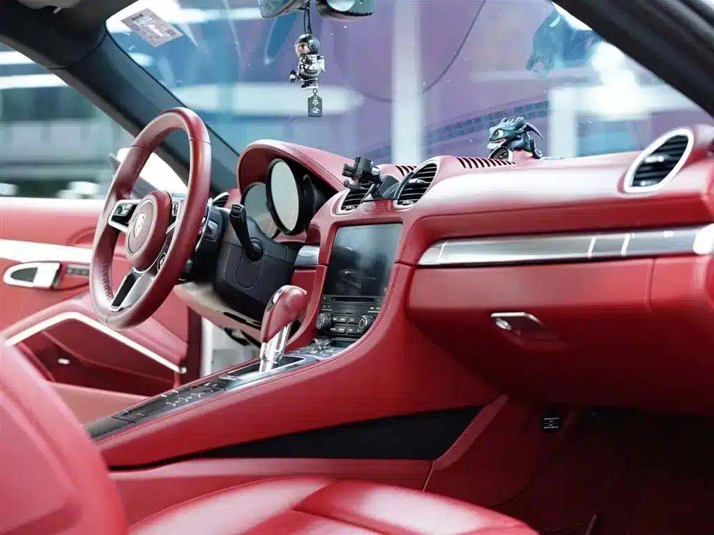 Porsche 718 Cayman 2020 2.0T — миниатюра 35