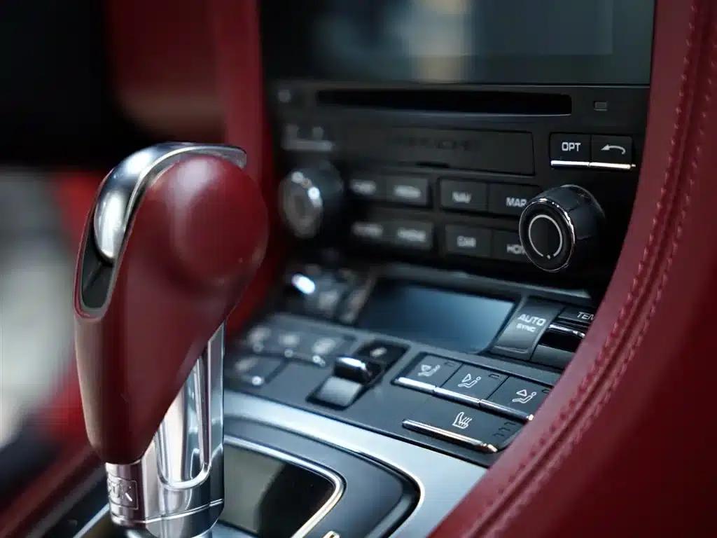 Porsche 718 Cayman 2020 2.0T — миниатюра 41