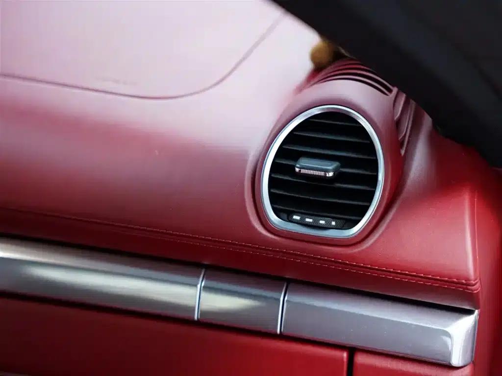 Porsche 718 Cayman 2020 2.0T — миниатюра 42