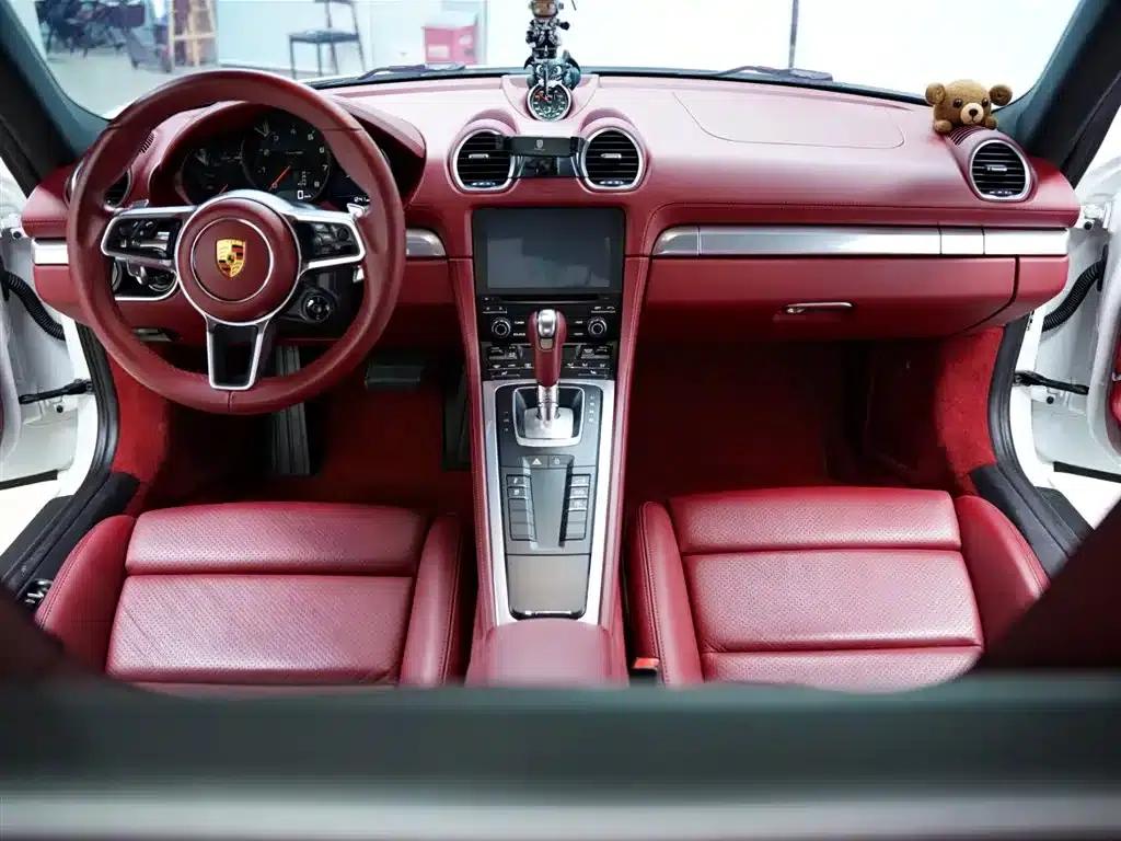 Porsche 718 Cayman 2020 2.0T — миниатюра 43
