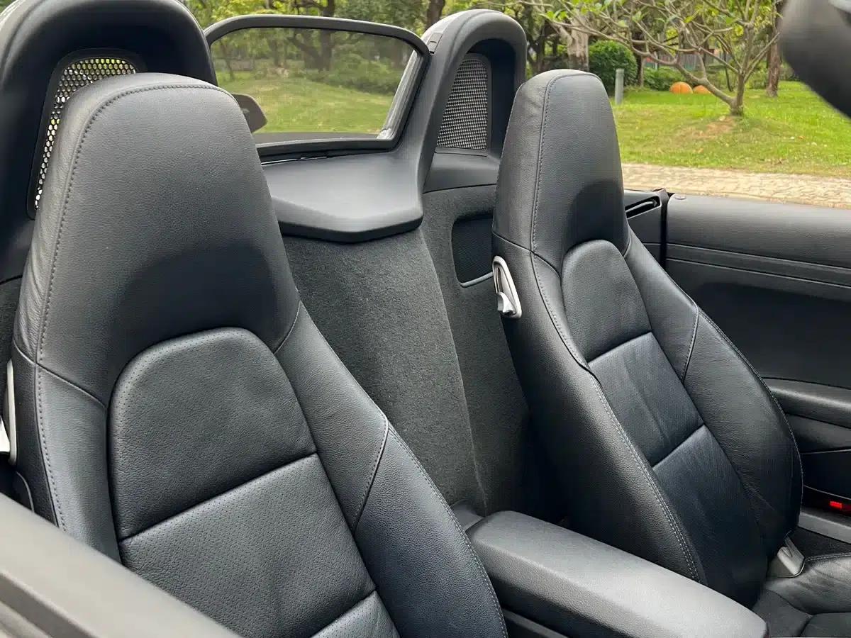 2016 Porsche 718 Boxster 2.0T — миниатюра 11