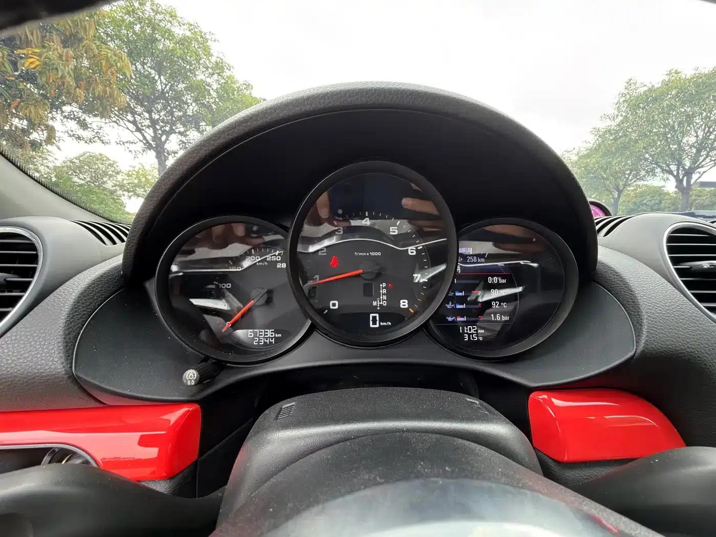 2016 Porsche 718 Boxster 2.0T — миниатюра 3