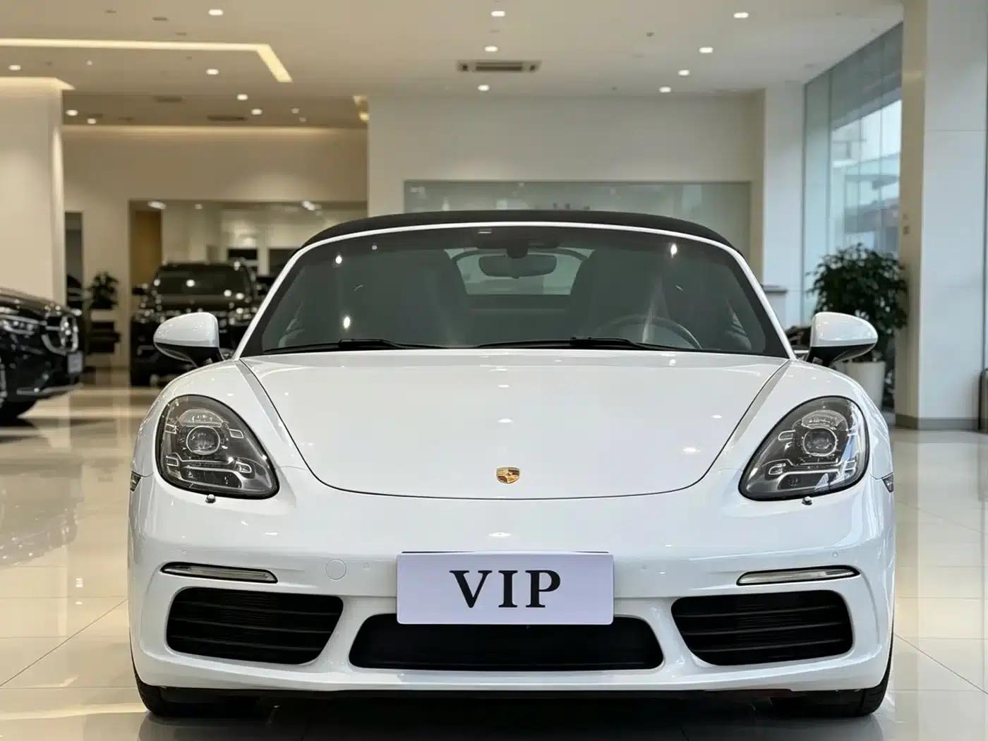 2016 Porsche 718 Boxster 2.0T — миниатюра 2