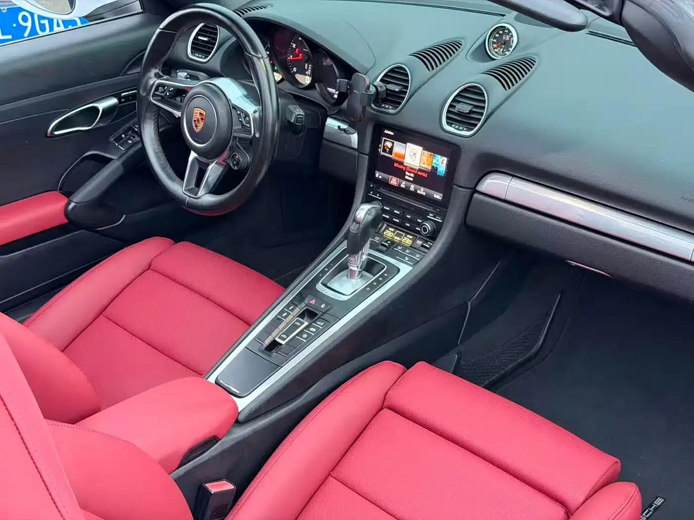 2016 Porsche 718 Boxster 2.0T — миниатюра 6