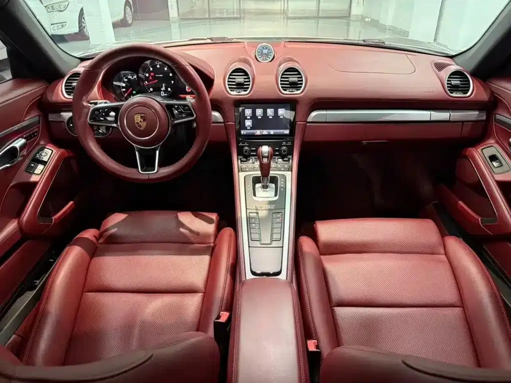 Porsche 718 Cayman 2018 2.0T — миниатюра 7