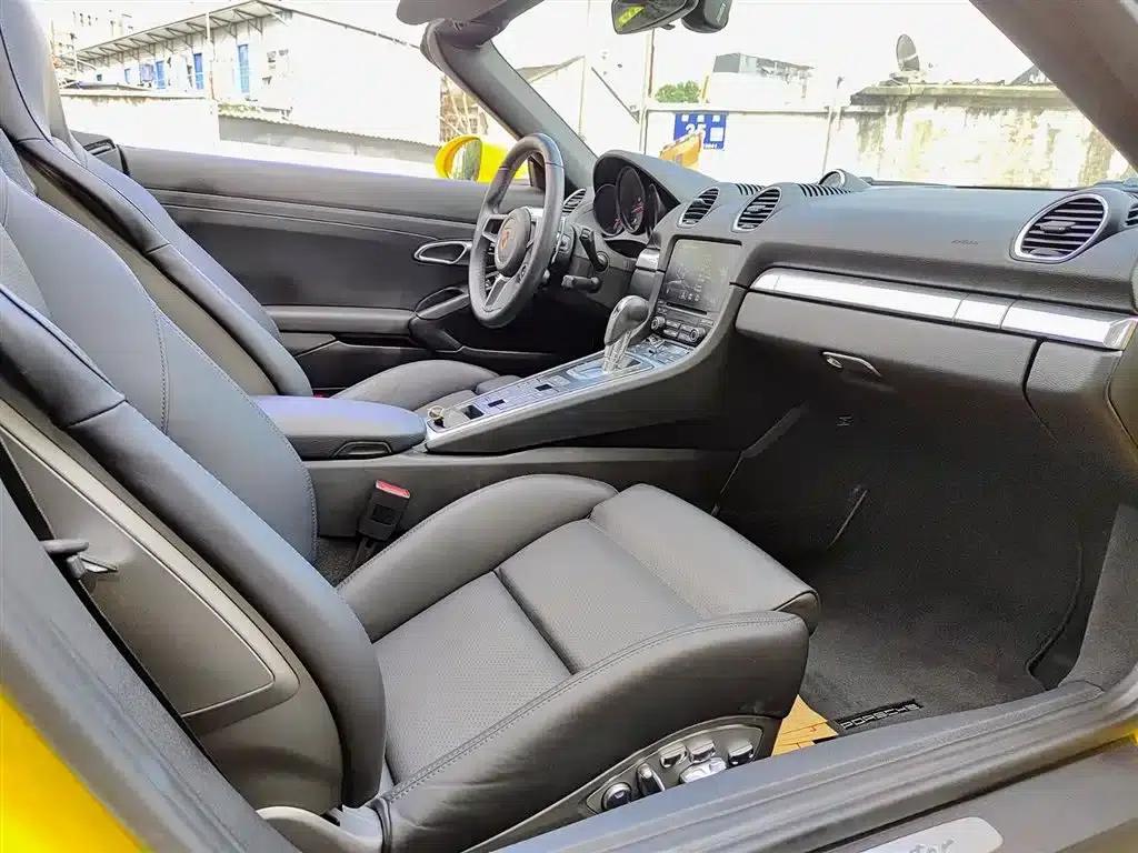 2022 Porsche 718 Boxster 2.0T — миниатюра 11