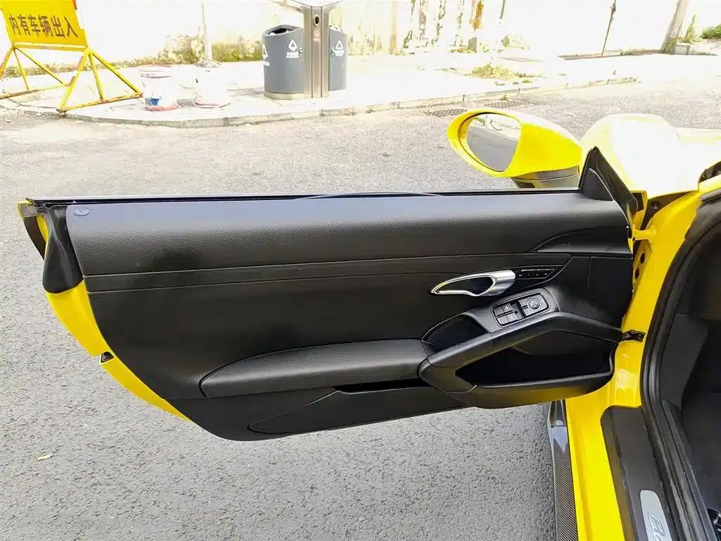 2022 Porsche 718 Boxster 2.0T — миниатюра 6