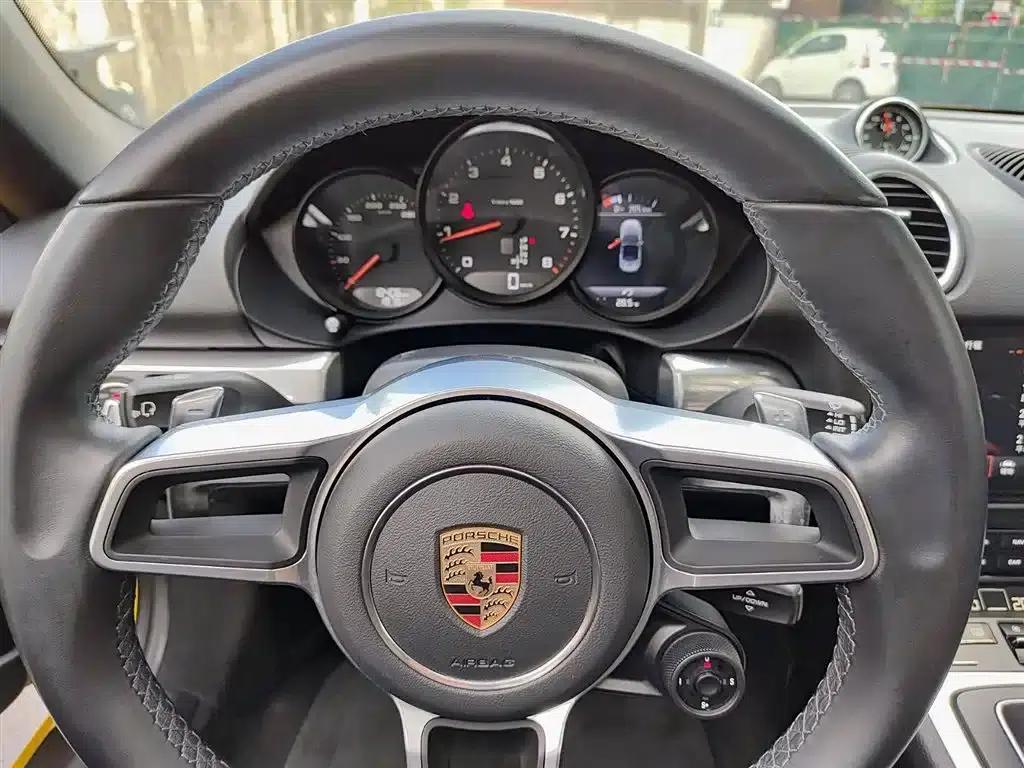 2022 Porsche 718 Boxster 2.0T — миниатюра 8