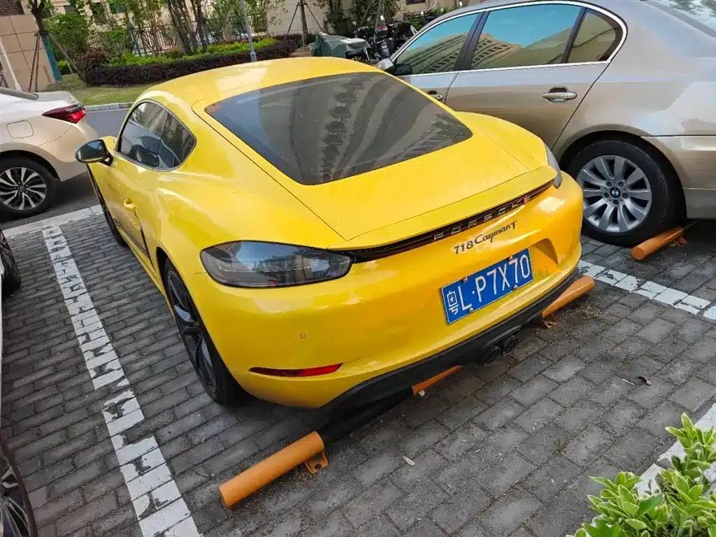 Porsche 718 2022 Cayman T 2.0T — миниатюра 7