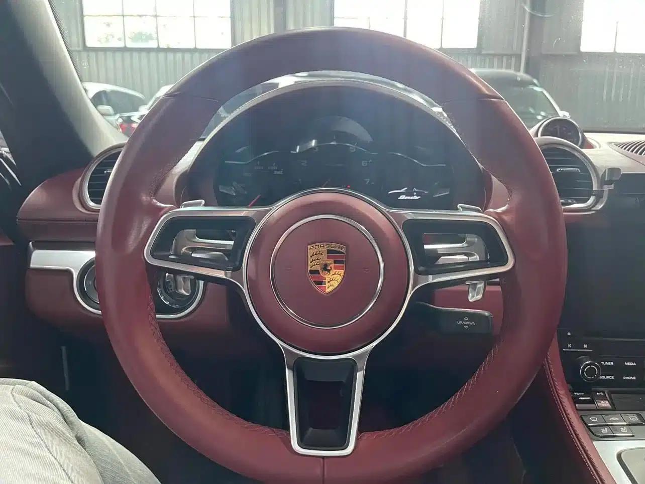 2018 Porsche 718 Boxster 2.0T — миниатюра 7