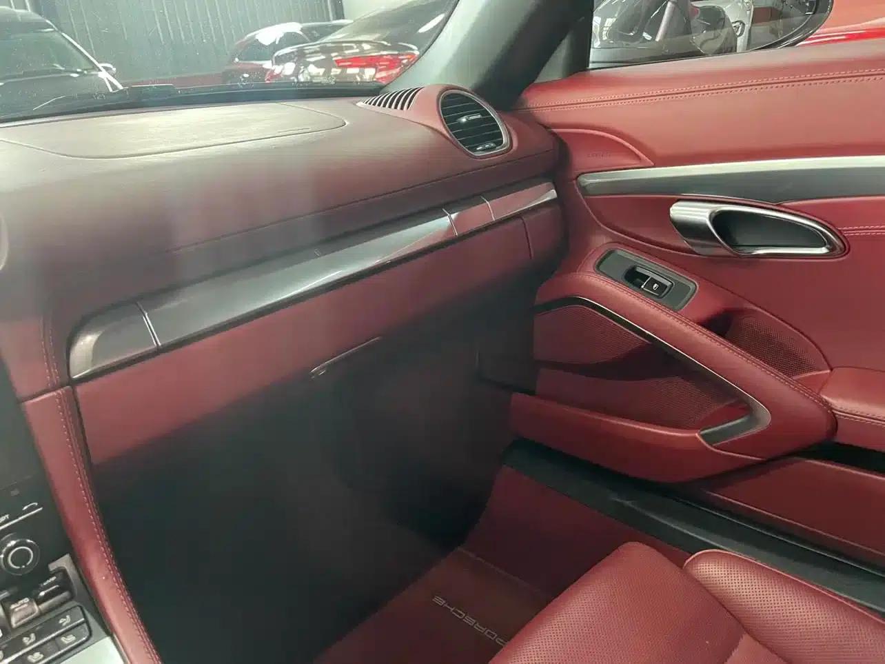 2018 Porsche 718 Boxster 2.0T — миниатюра 8