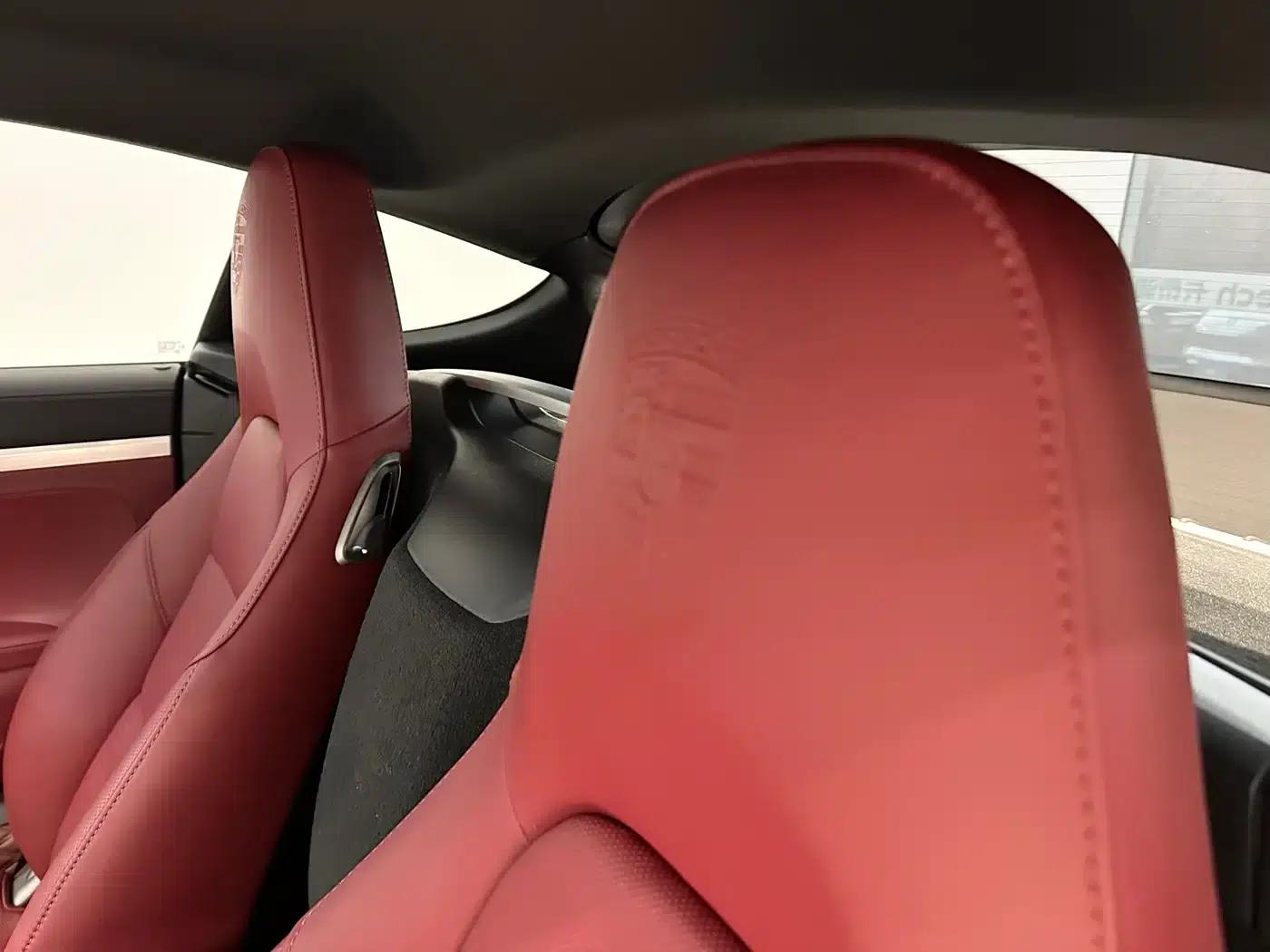 Porsche 718 Cayman 2022 2.0T — миниатюра 11