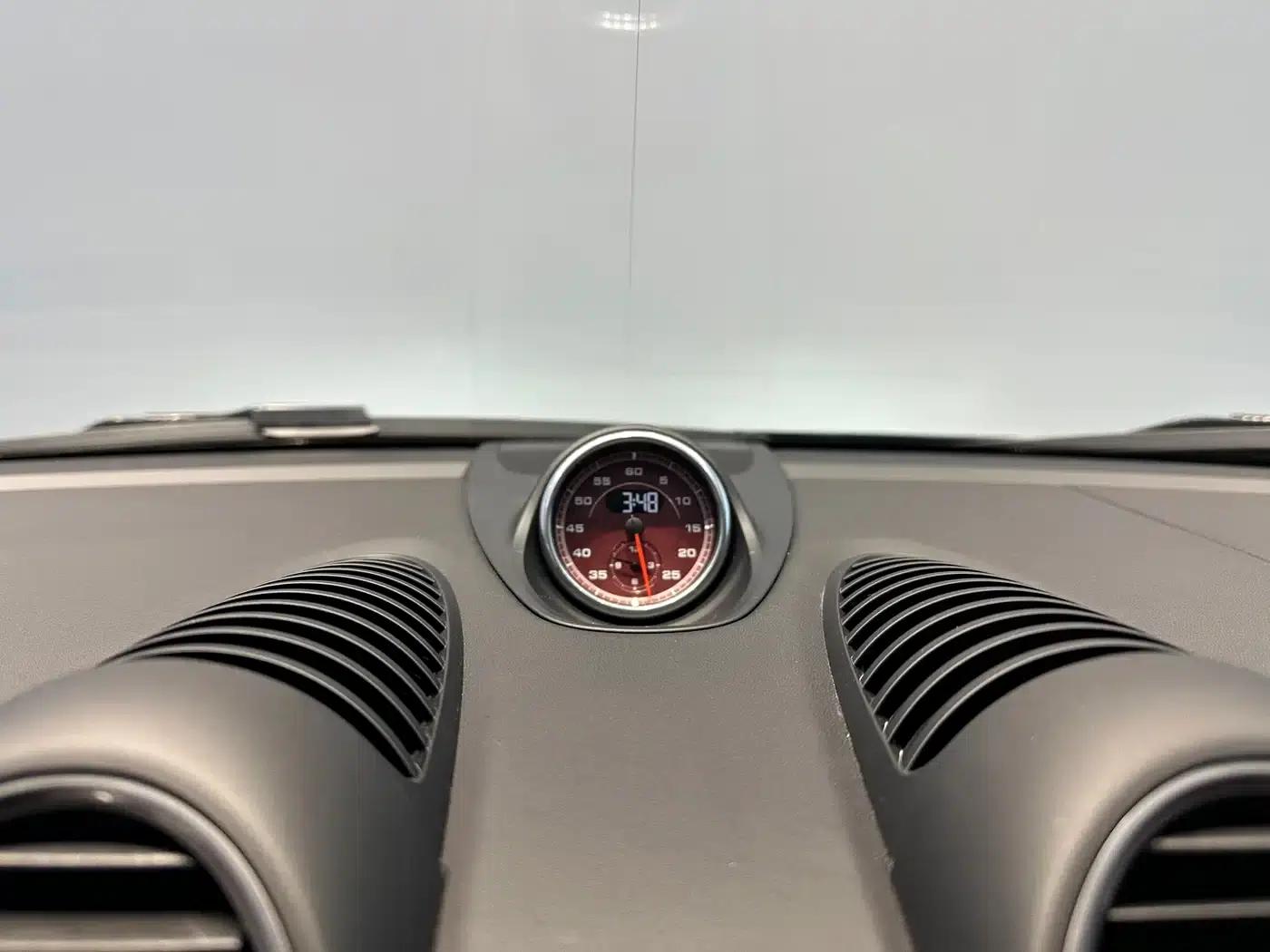Porsche 718 Cayman 2022 2.0T — миниатюра 7