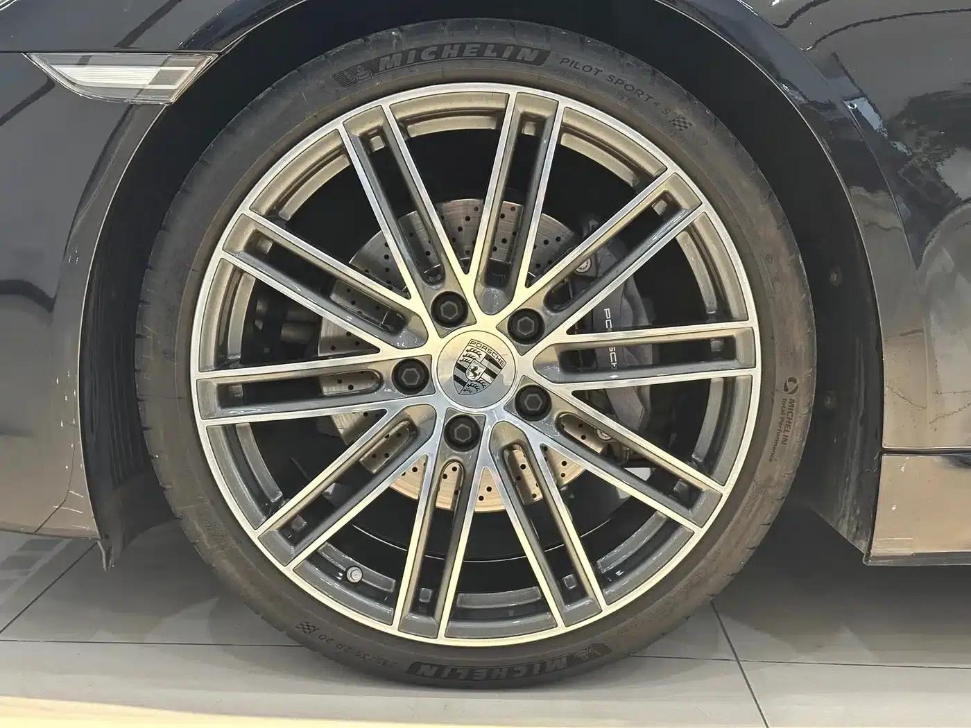 Porsche 718 Cayman 2022 2.0T — миниатюра 8