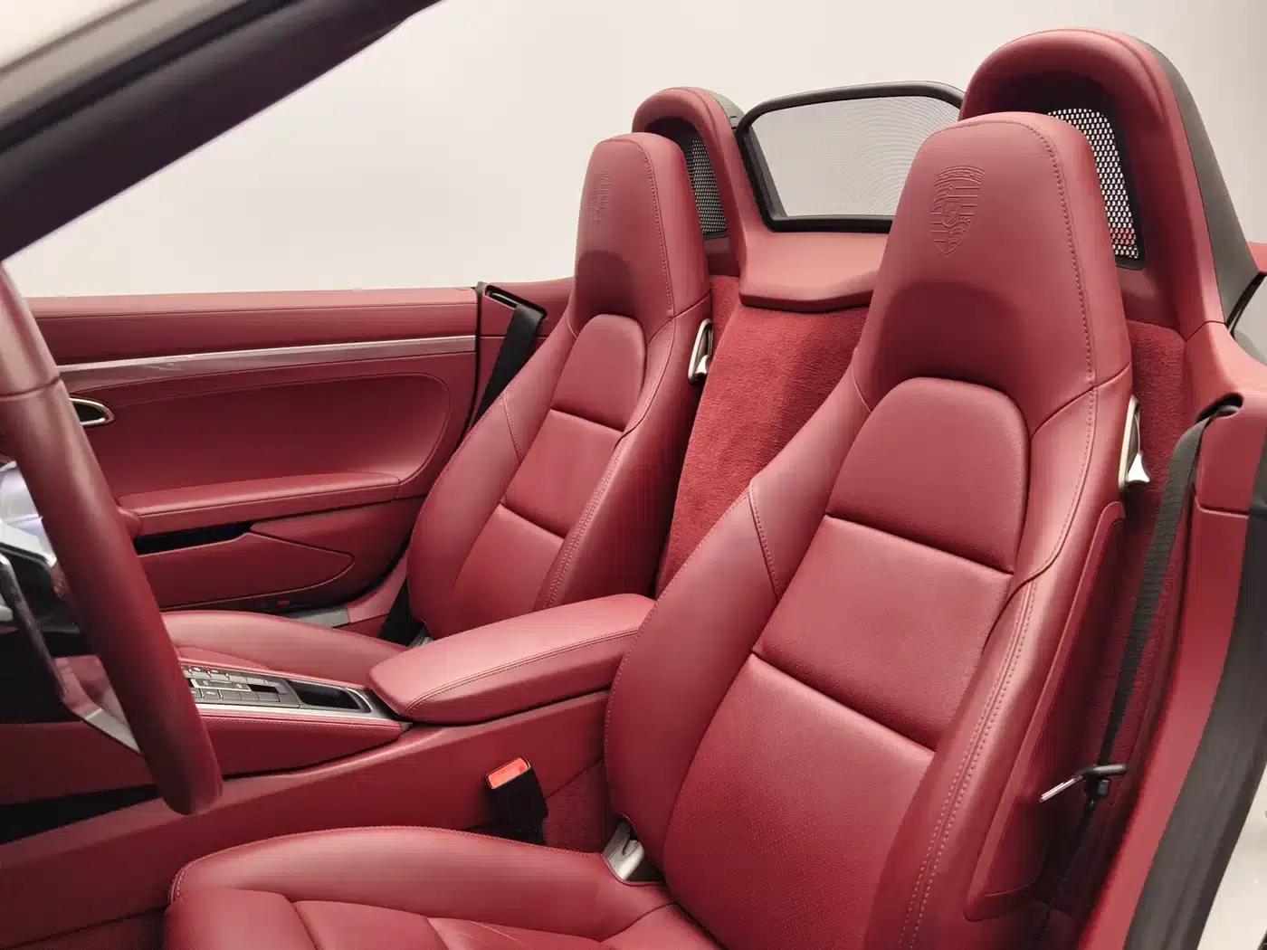 2023 Porsche 718 Boxster 2.0T — миниатюра 10