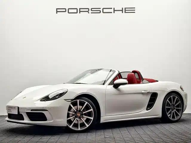 2023 Porsche 718 Boxster 2.0T