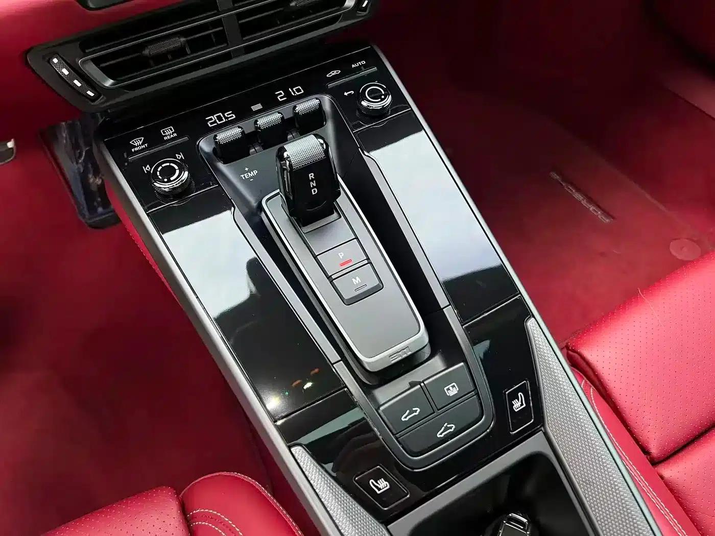 2023 Porsche 911 Carrera 3.0T — миниатюра 13