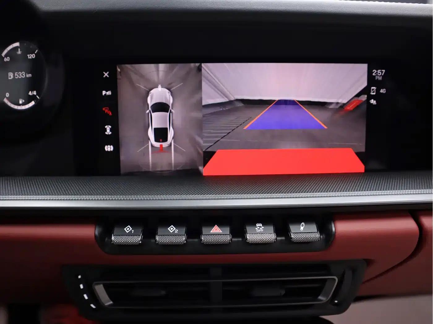2023 Porsche 911 Carrera 4 3.0T — миниатюра 12