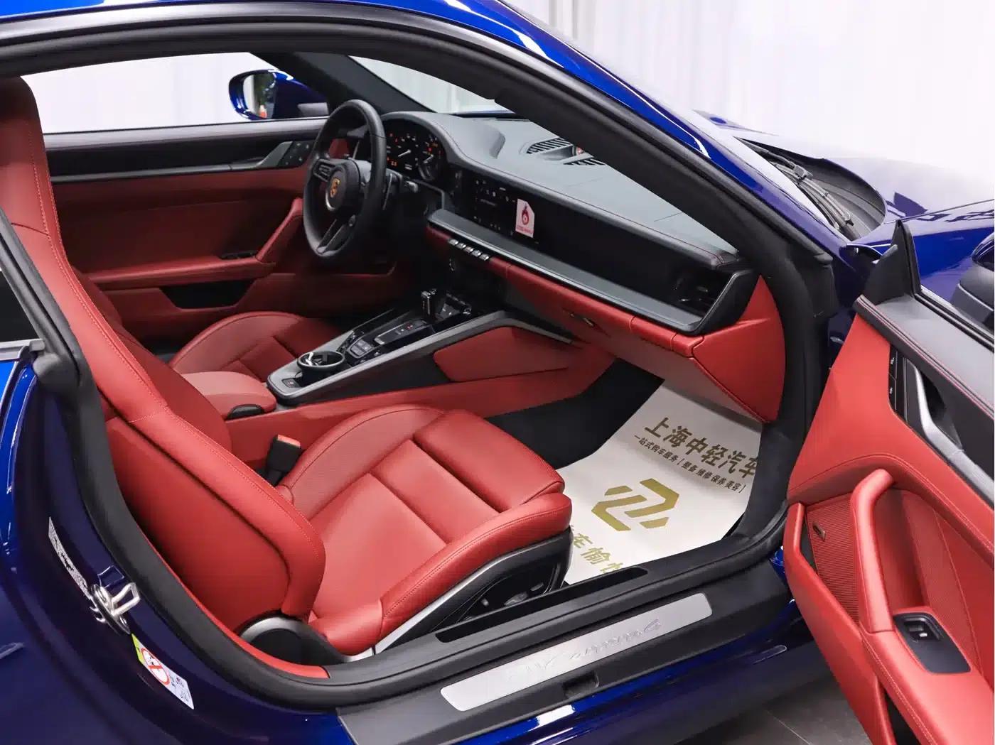 2023 Porsche 911 Carrera 4 3.0T — миниатюра 15