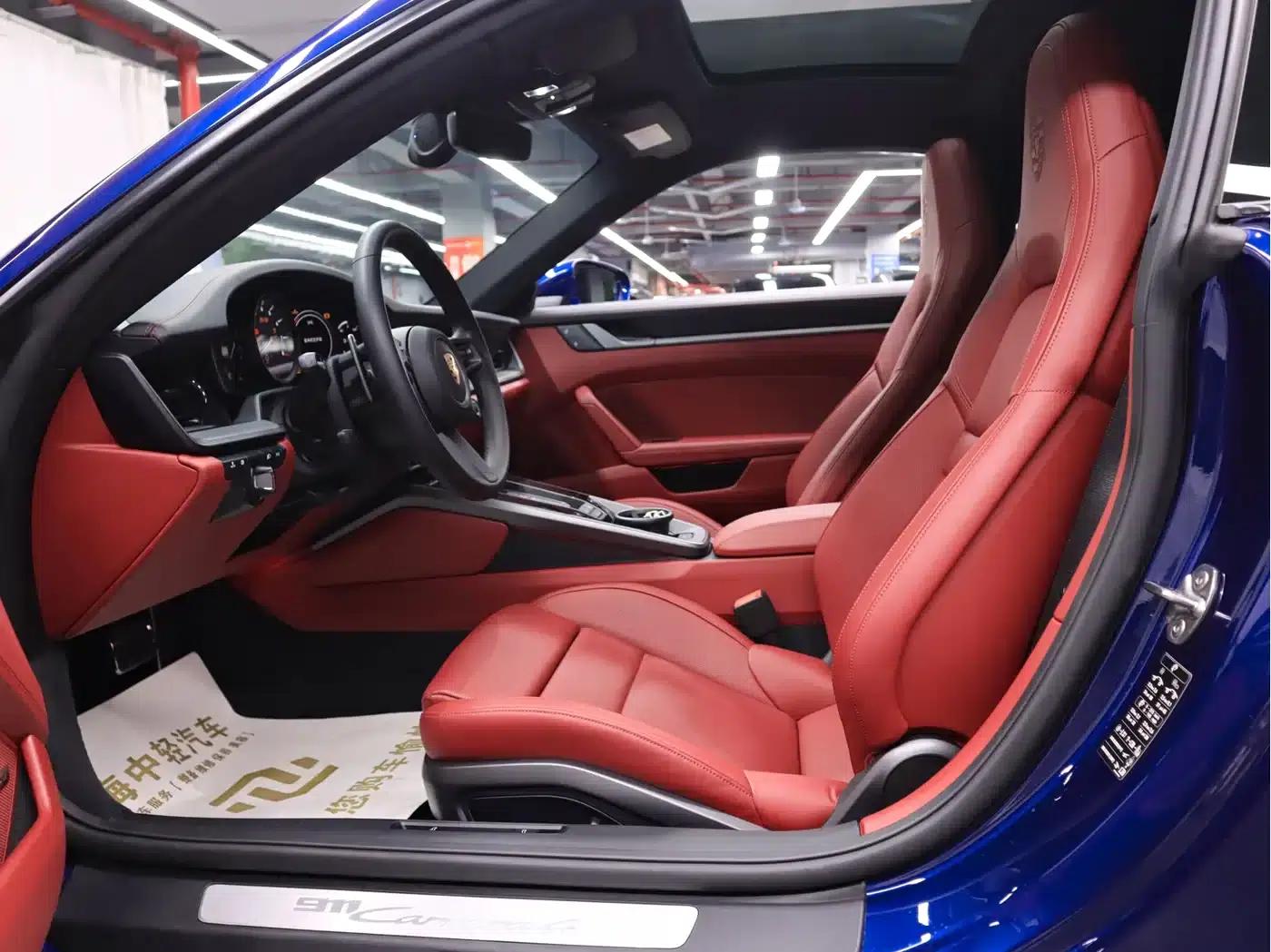 2023 Porsche 911 Carrera 4 3.0T — миниатюра 6