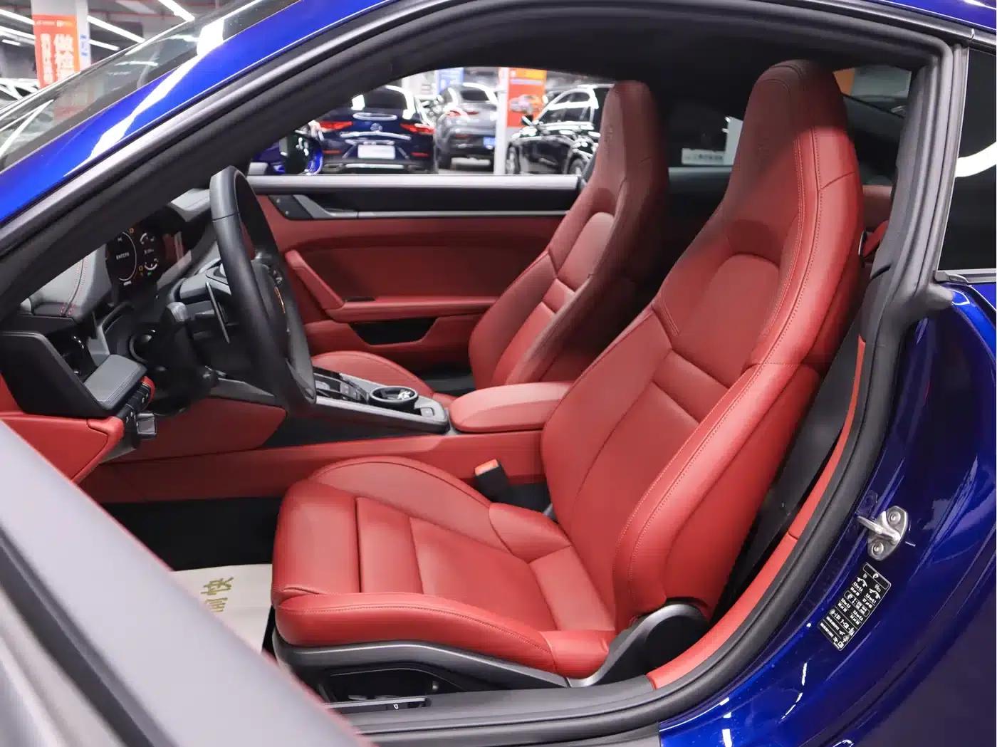 2023 Porsche 911 Carrera 4 3.0T — миниатюра 9