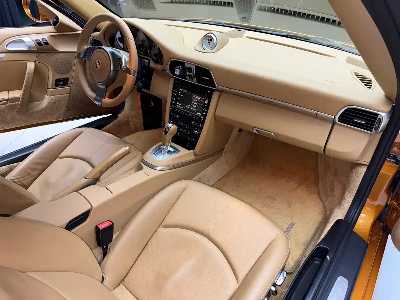 2010 Porsche 911 Carrera 4S 3.8L — миниатюра 22