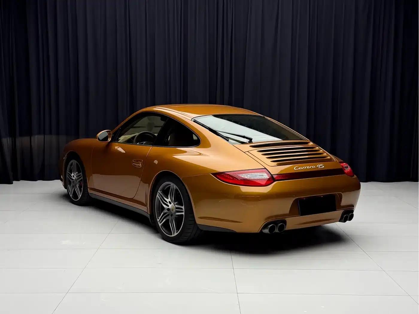 2010 Porsche 911 Carrera 4S 3.8L — миниатюра 4