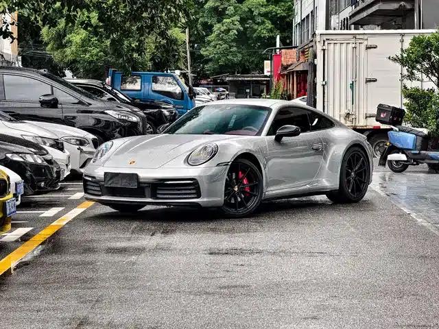 Porsche 911 2020 Carrera 3.0T