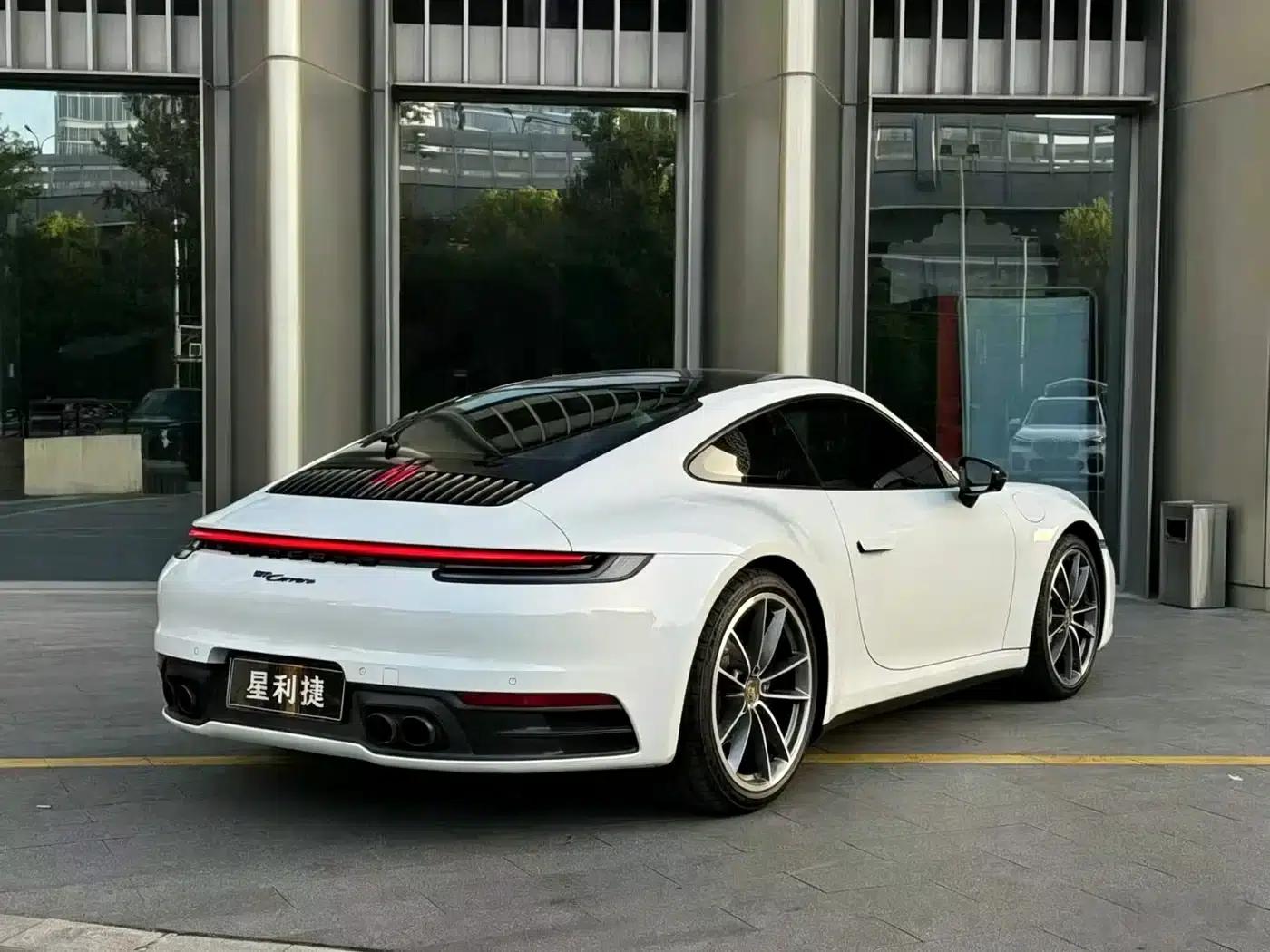 Porsche 911 2020 Carrera 3.0T — миниатюра 5