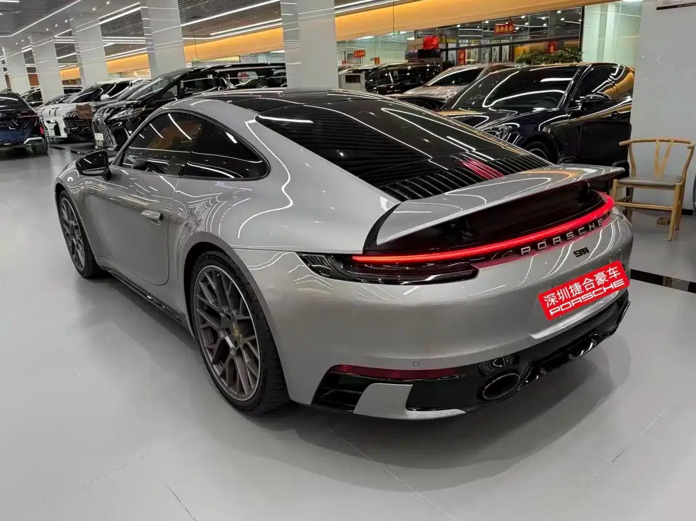 2022 Porsche 911 Carrera 3.0T — миниатюра 4