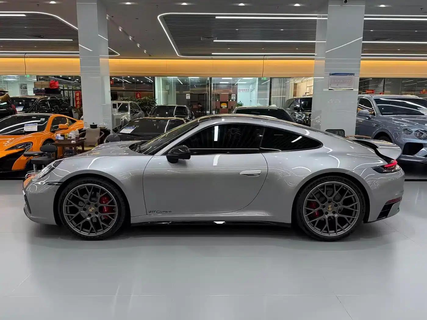 2022 Porsche 911 Carrera 3.0T — миниатюра 7